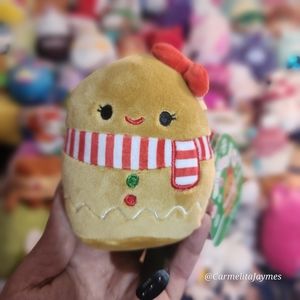 🐶 GINA 🫚 Squeaky Dog Toy Gingerbread Christmas 2023 Original Squishmallow